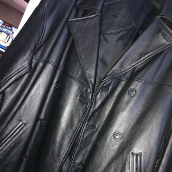 Roundtree and Yorke Leather Jacket - Picture 5 of 6